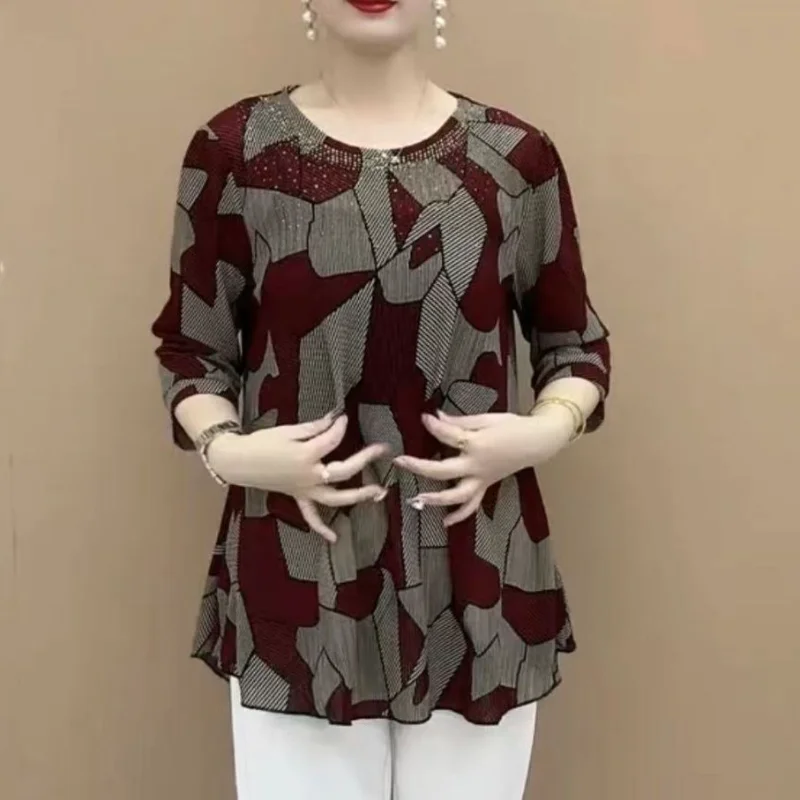 새로운 스타일의 플러스 사이즈 여성용 루즈핏 상의 (엄마용)