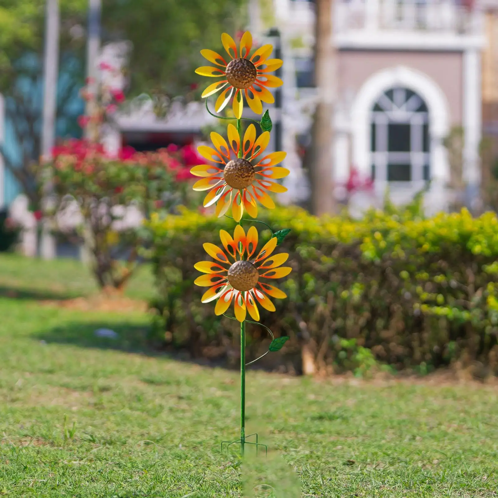 

Iron Sunflower Wind Spinner, Wind Mill Garden Art Spinner, Patio Yard Ornament for Swimming Pool Porch