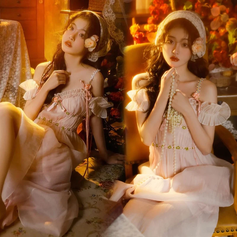 

Винтажное платье в стиле масляной живописи для фотосессий: элегантное, красивое, для художественных фотостудий, индивидуальных портретов.