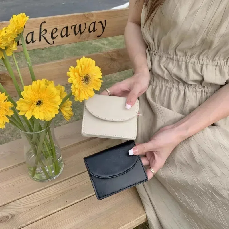 Ins 학생 한국어 버전 실버 단순 커버 유형 동전 지갑 지갑 여성 카드 가방 여성용 짧은 지갑 작은 돈 가방