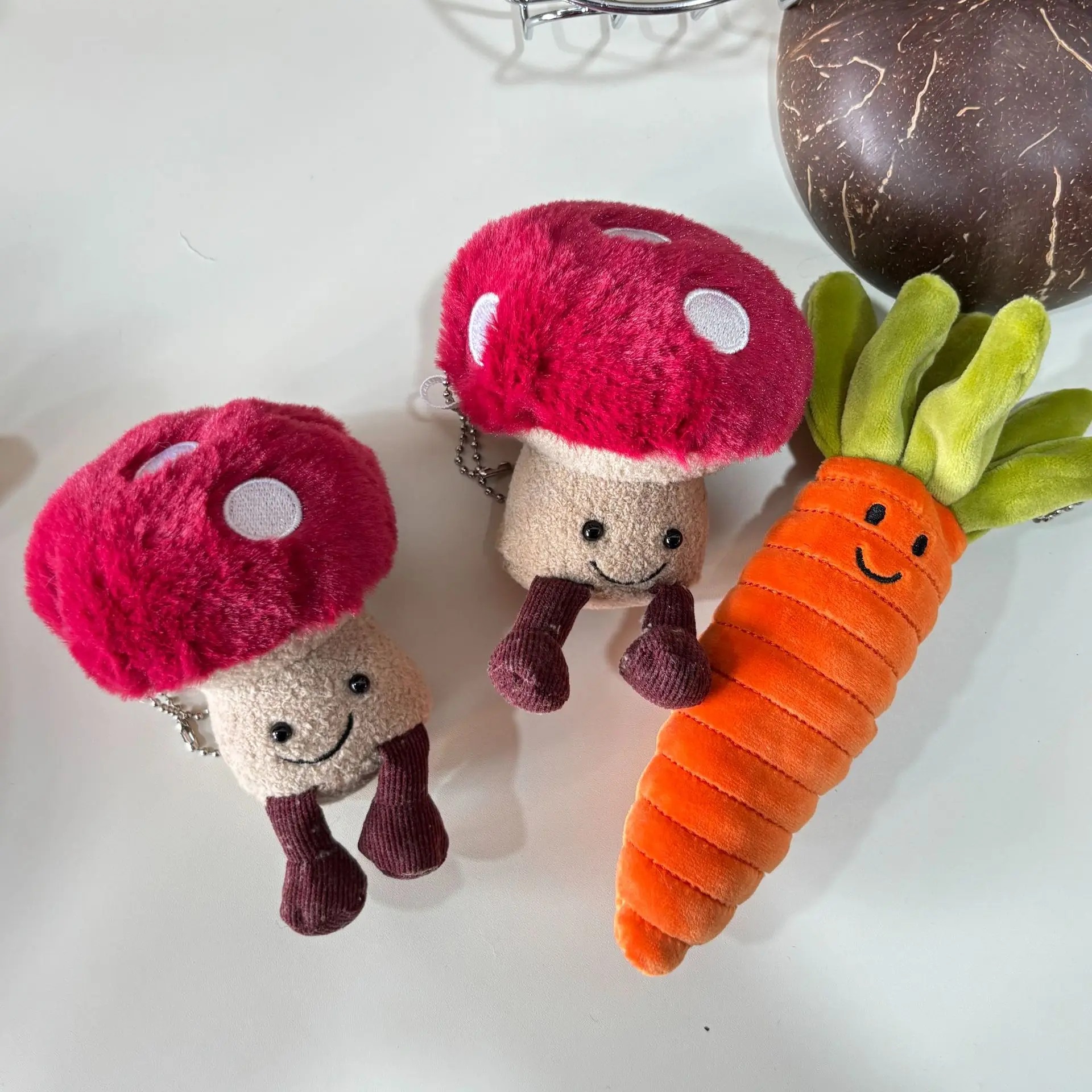 Ins versão coreana bonito vegetal cenoura boneca de pelúcia chaveiro pingente criativo dos desenhos animados saco cenoura decoração pelúcia bonecas