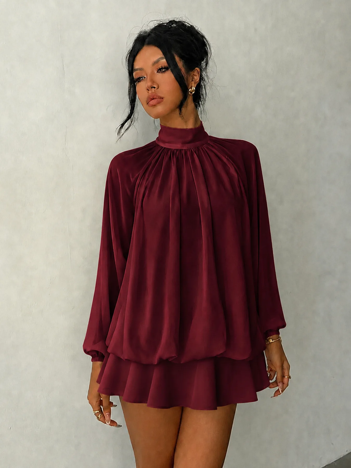 2026 Damen Hochgeschlossenes Plissiertes Chiffon-Kleid mit Langen Ärmeln und Rüschensaum Mini Elegantes Swing-Kleid für Büro, Party, Hochzeitsgast und Urlaub Trendig – Detail 12