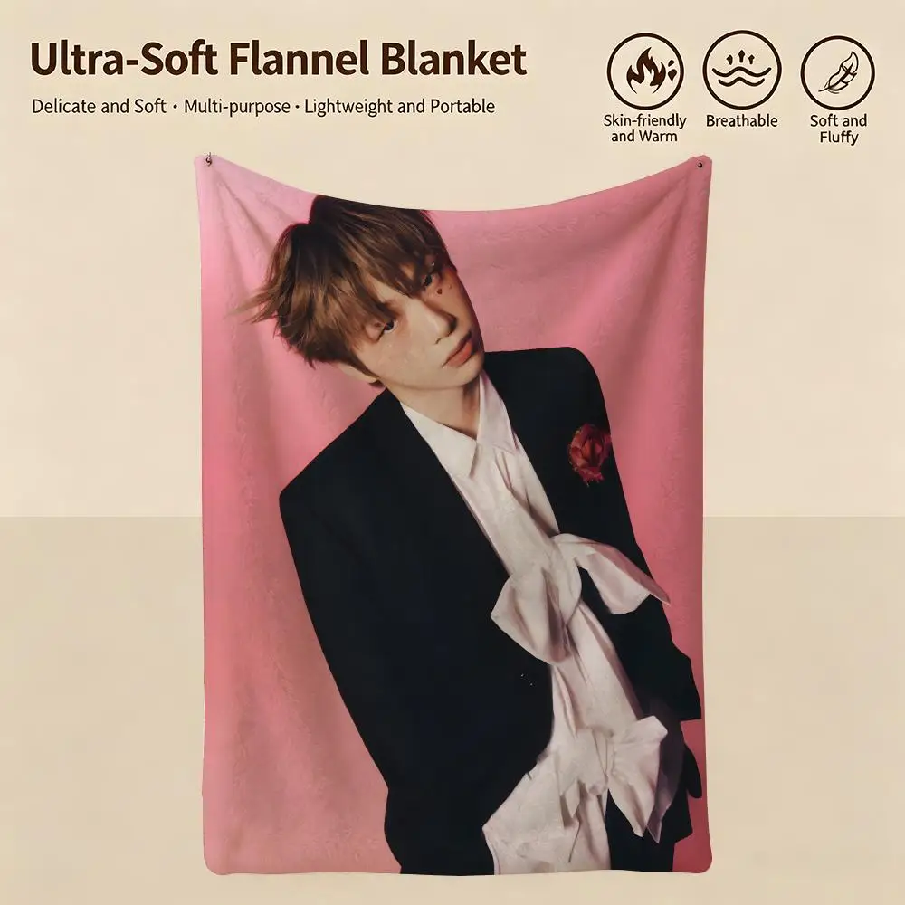 idol K-Kang Daniel-l Throw Warm Soft Flannel Blanket, Multi-use for Sofa Bed Camping Travel Nap