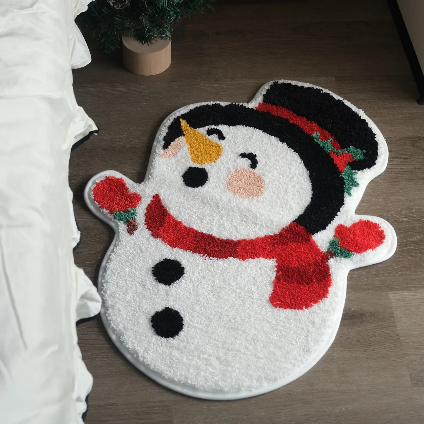 High Quality Christmas Snowman Rug, Holiday Decor Doormat, Flocked Microfiber Dense Pile, Soft Absorbent Non-Slip Bath Mat