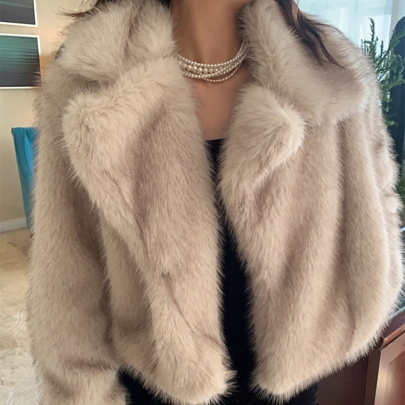

Faux Fox Fur Coats Women Short Solid Fur Jackets Big Turn Down Collar Long Sleeves Open Stitch Loose Casual 2025 Autumn Winter