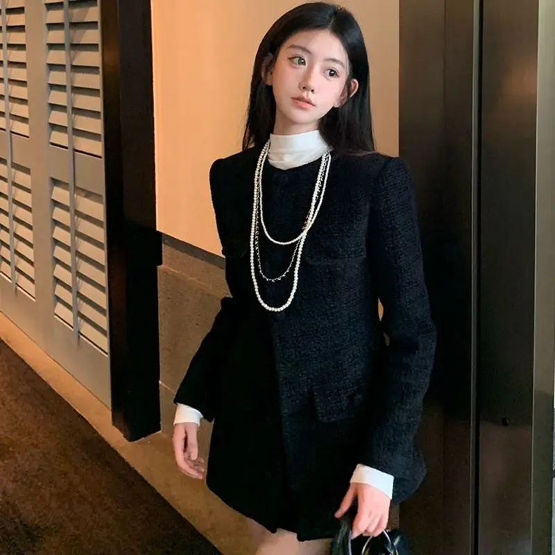 

UNXX 2023 Autumn and Winter Retro Hepburn Style Elegant Short Jacket and High-Waisted Skirt Chic Style Set high quality fashion