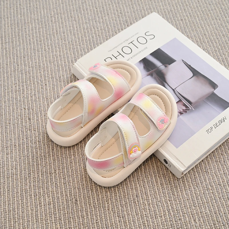 Kids Strappy Sandals for Girls 2025 Summer Non-slip Soft Toddler Beach Shoes Gradient Color Comfort School Daily Wear Shoes Ins