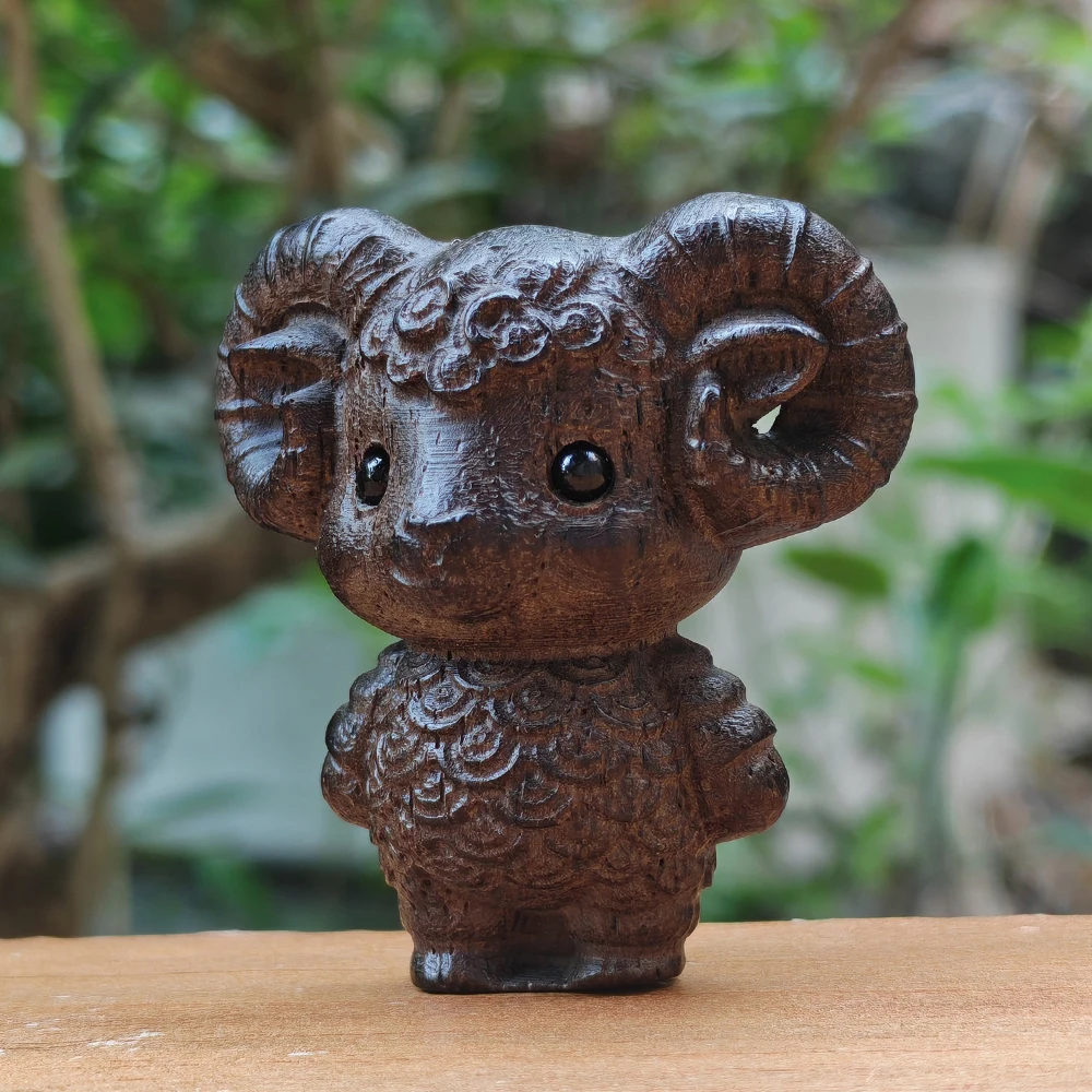 Wooden Sheep Figurine Ornament, Hand-Carved, Simple Style, Folk Style. Suitable for Men's Gifts, Housewarming Gifts, Interior Decorations, Tabletop Decorations, Home Decor, Fireplace, Living Room, Centerpieces
