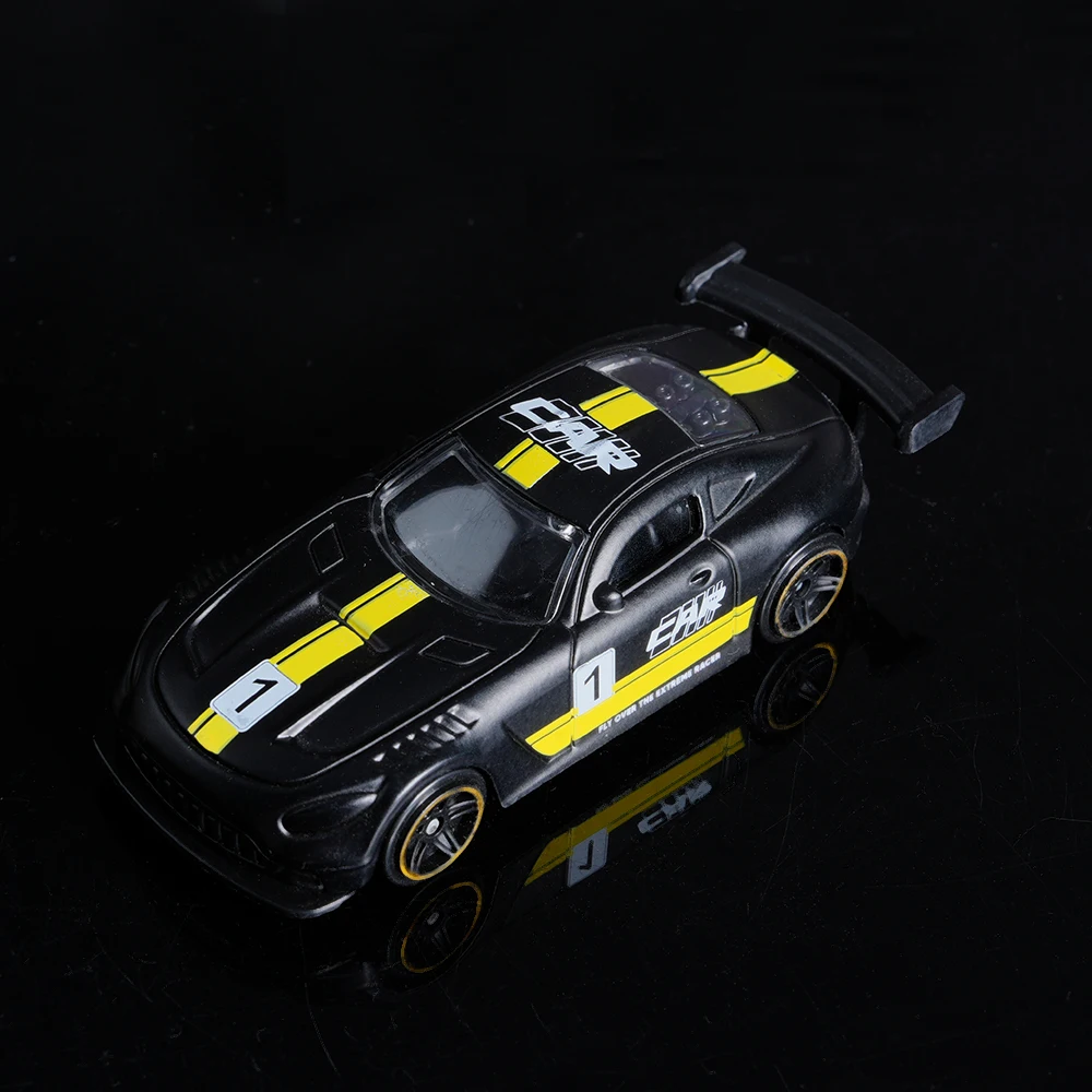 Voertuigen van metaallegering, autobeeldjes en -modellen, autospeelgoed op schaal 1/64, speelgoedauto's voor jongens van 6-12 jaar.