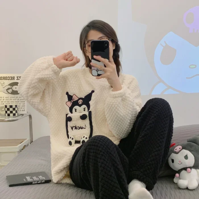 Kawaii Anime Kuromi Donne Peluche Pigiama Vestito Del Fumetto Pochacco Homewear Autunno Inverno Ragazze Addensato Indumenti Da Notte Carino Indumenti Da Letto