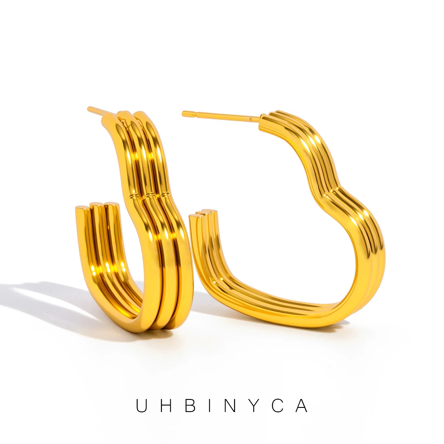 أقراط على شكل قلب للنساء - ستانلس ستيل مطلي بالذهب عيار 18 قيراط مضاد للحساسية - أقراط كلاسيكية بسيطة باللون الذهبي هدية