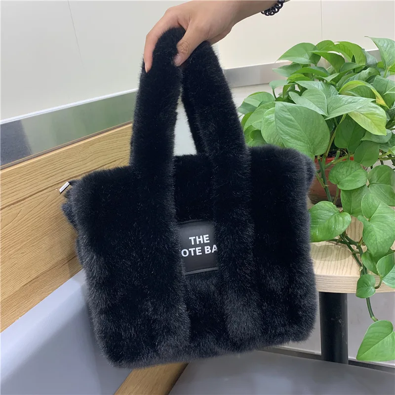 Winter Women Faux Fur  Plush The Tote Bag Retro Large Capacity Handbag Simple Shoulder Designer Women Black Handbag