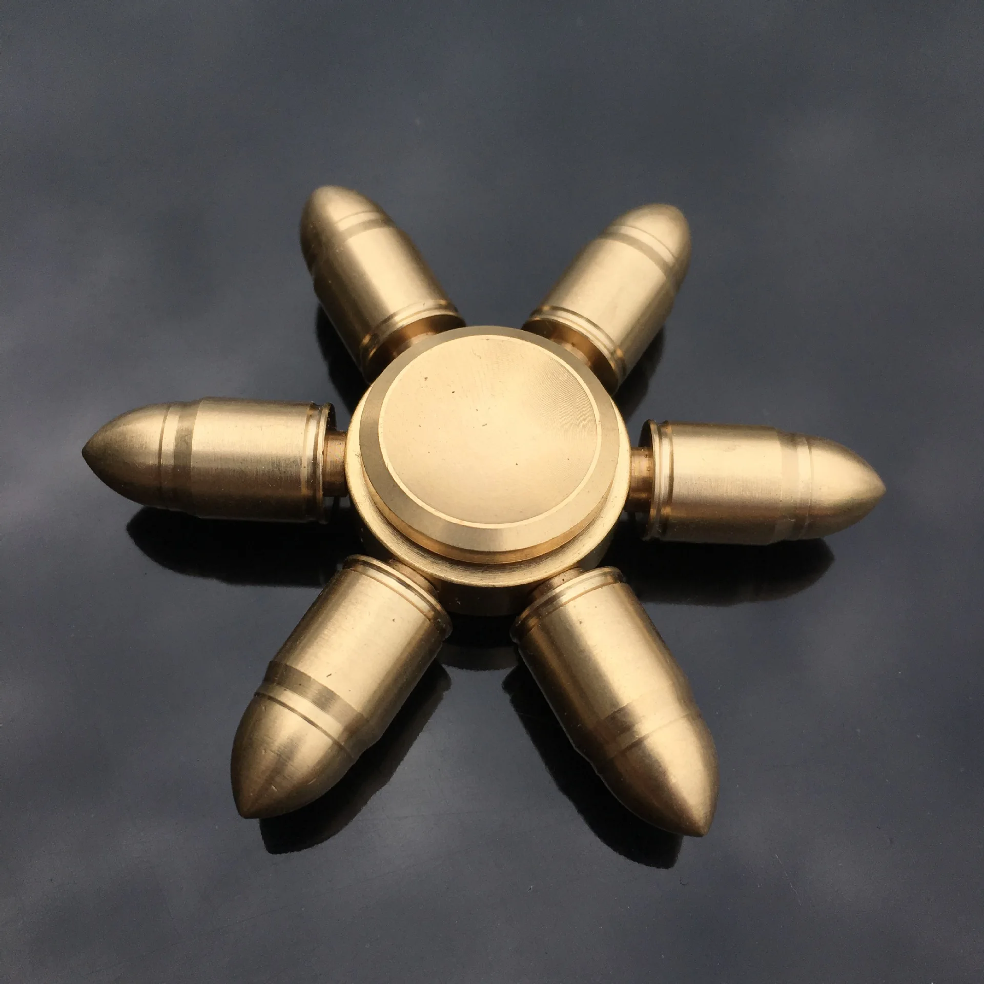 Fidget Spinner Brass Color Zinc Alloy Metal Hand Spinner Dice Bauhinia Rudder Exterior Smooth Finger Tri Spiner Gyro Toy for Kid