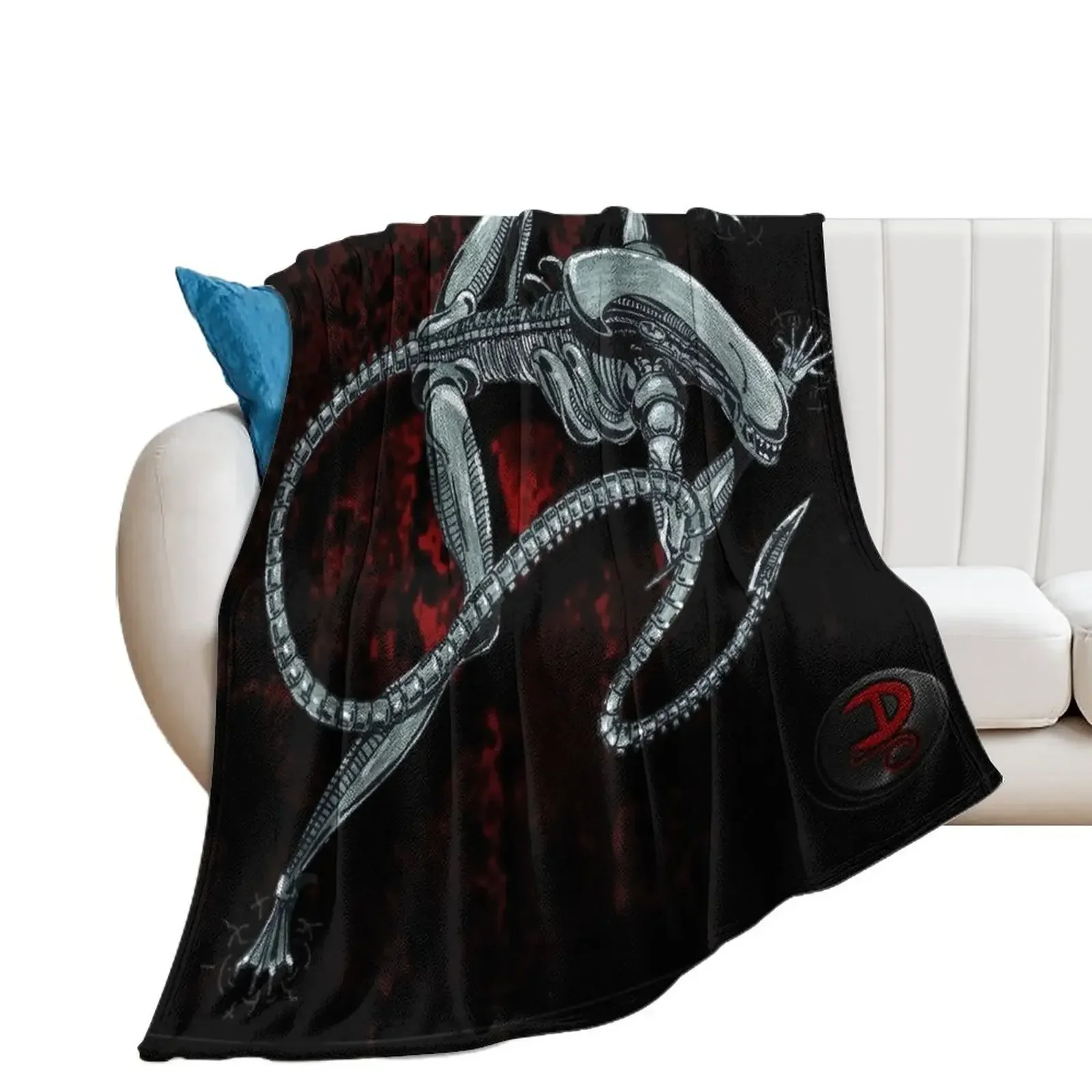 Xenomorph (DmNerdArtist) Throw Blanket valentine gift ideas Flannel Blankets