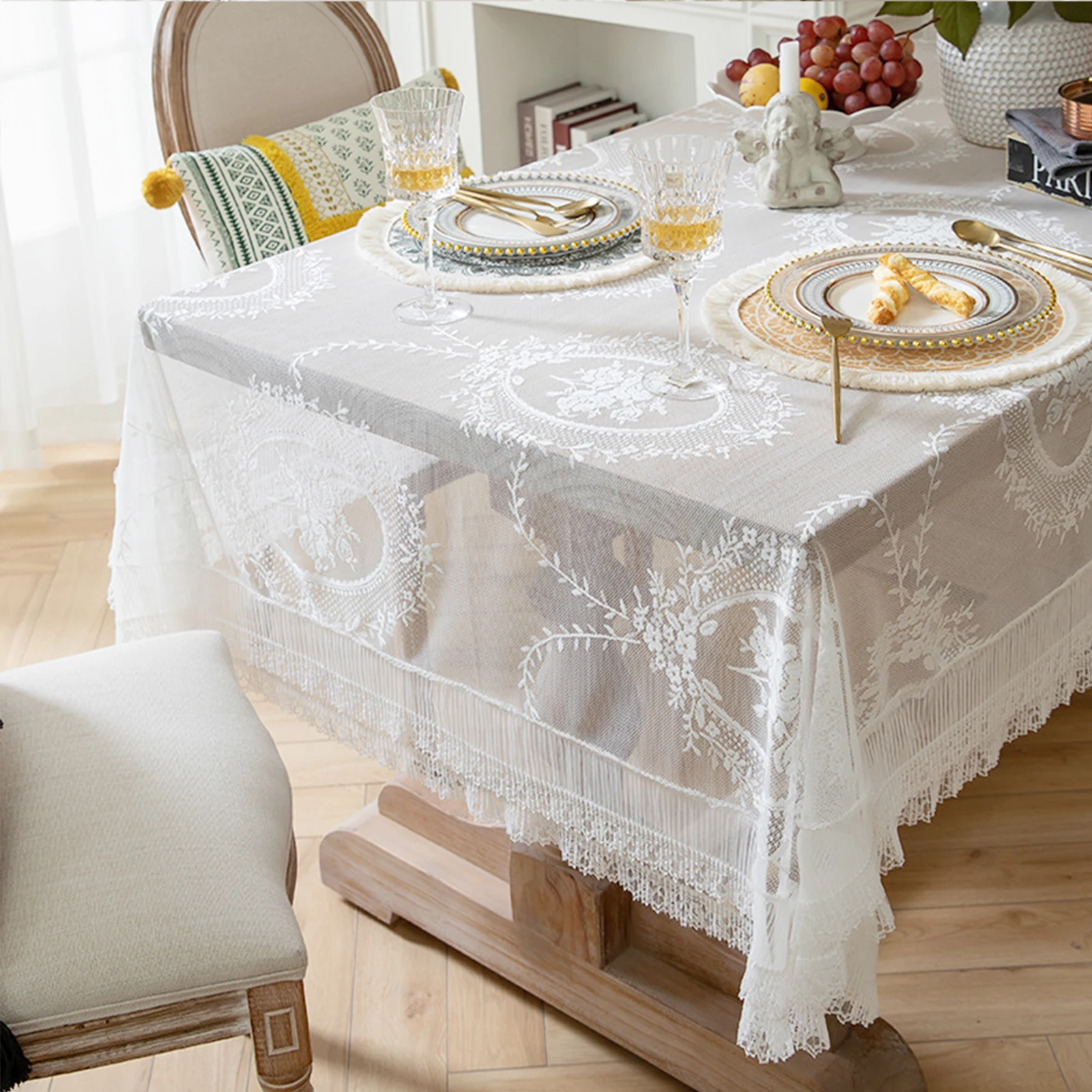 

Luxury Lace Tablecloth for Living Room Bedroom French Romance Table Cover Party Table Cloth White Embroider Table Decoration