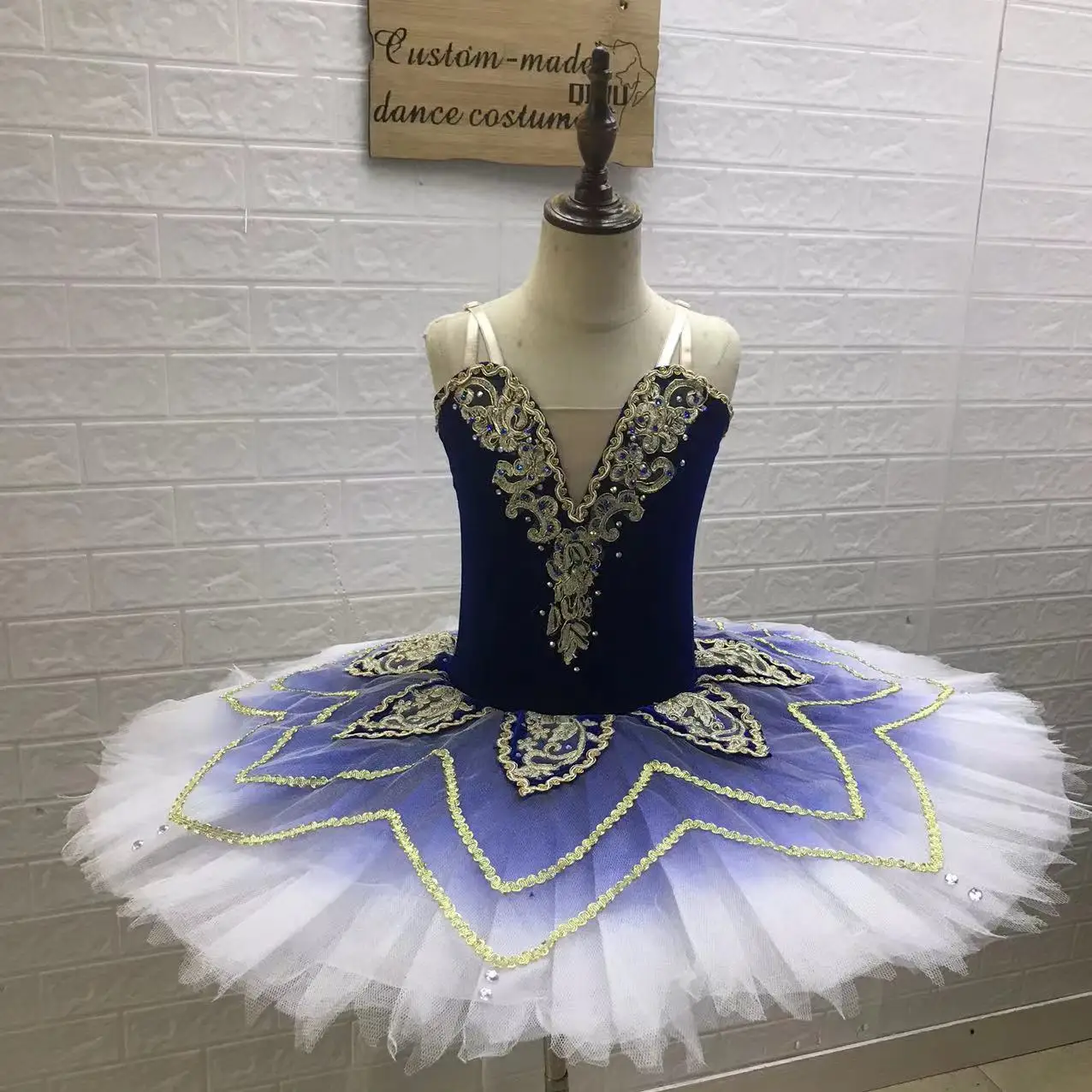 

New Ballet skirt Professional classical Pancake Tutu costumes