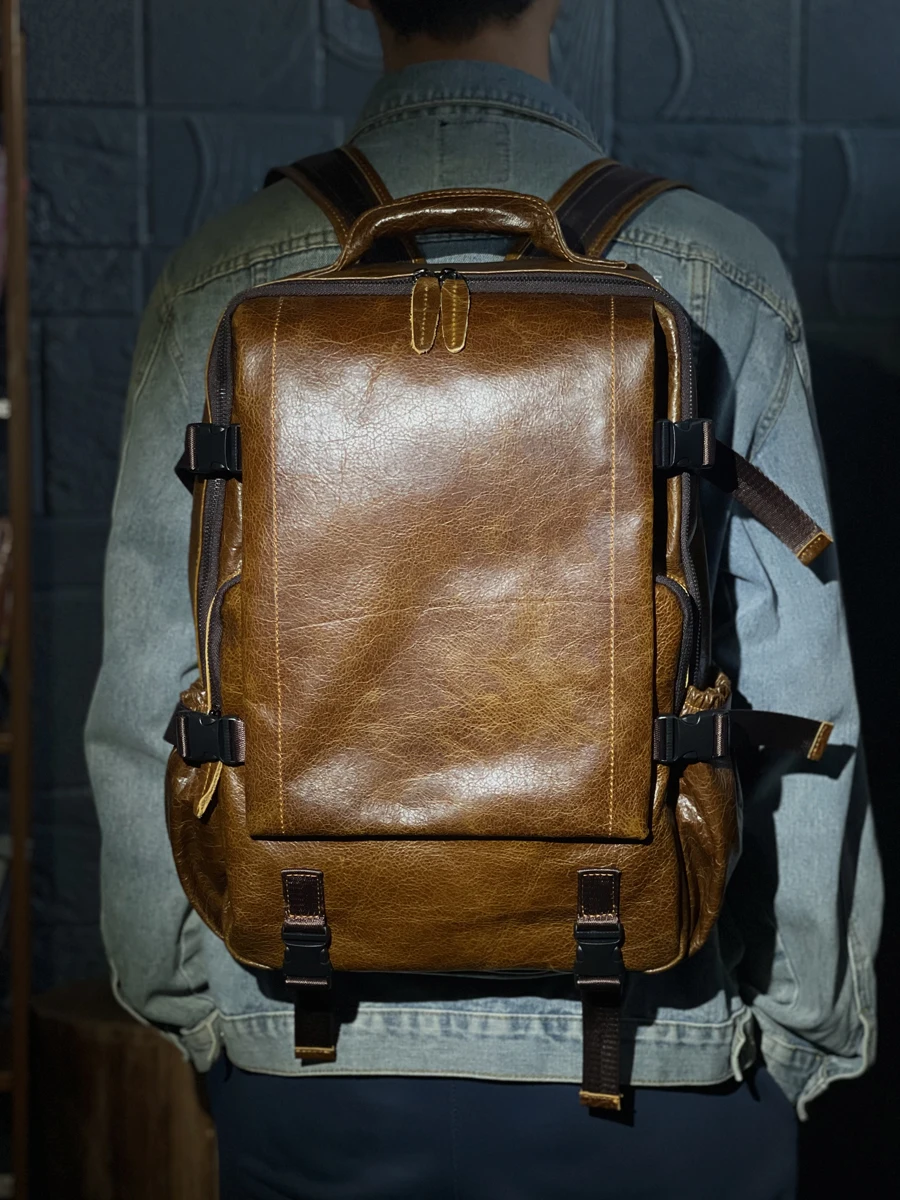 High Quality Retro Leather Backpackage Men & Women Trendy Outdoor Travel Bag Business Computer Backpack Large Capacity