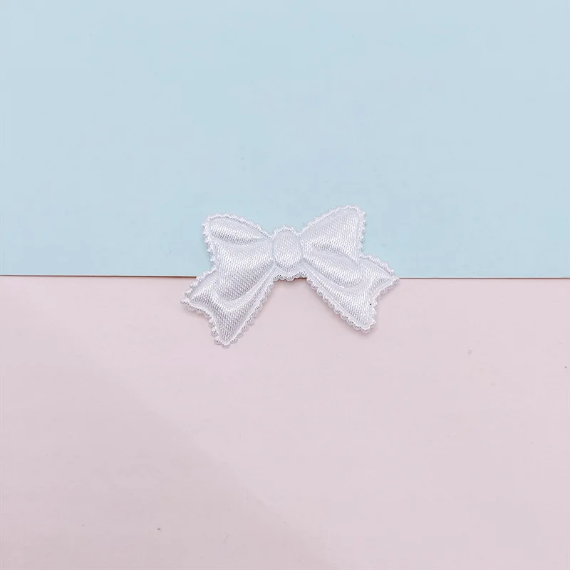 100 Stück Satin-Stoff-Herzschleifen, gepolsterte Applikationen zum Aufnähen, für Kleidung, Hüte, Haarnadeln, als Schmuckelemente und für DIY-Bastelarbeiten. – Detail 14