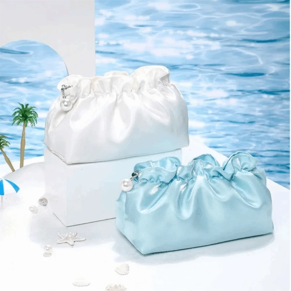 Soft Polyester Makeup Bag Shiny Surface Cloud Shape Cosmetic Pouch Drawstring Closure Wrinkle Fabric Wash Bag Outdoor