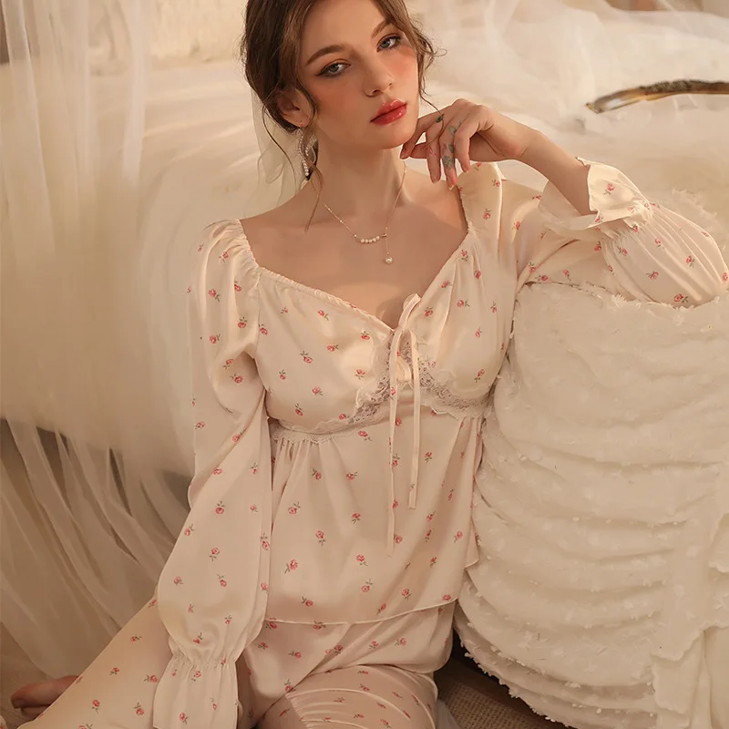 Pajamas Print Flower Sleepwear V-Neck Nightwear with Chest Pad Ice Silk Princess Style Top&pants Pour Femme Pyjamas Home Clothes