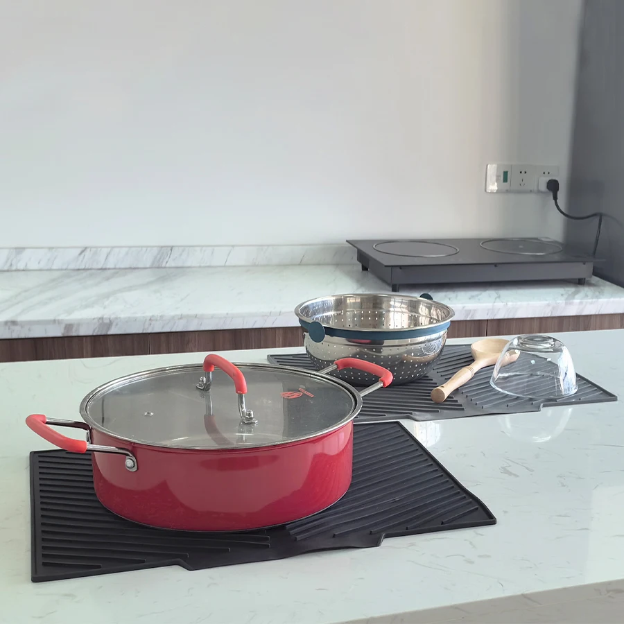 1PC heat insulation mat table silicone drain mat non-slip thickening multi-functional high temperature and anti-hot mat pan mat