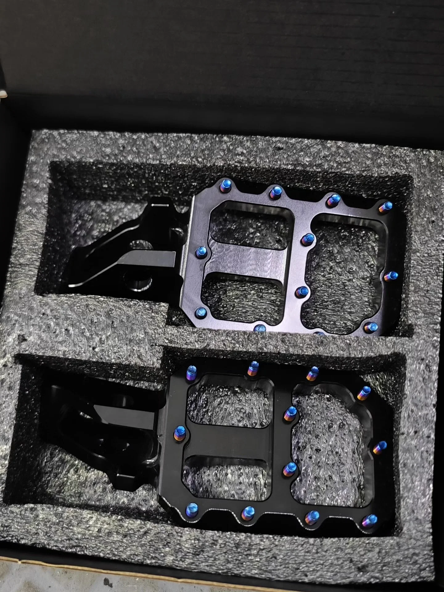 Brand New CNC Machined Modified Foot Pegs Pair for Domestic Light E-Dirt Bike