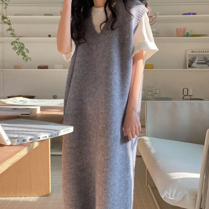 เสื้อกั๊กไหมพรมทรงตรงแบบหลวมสไตล์วินเทจเรียบง่ายสำหรับฤดูใบไม้ร่วง แฟชั่นเกาหลีสำหรับผู้หญิง