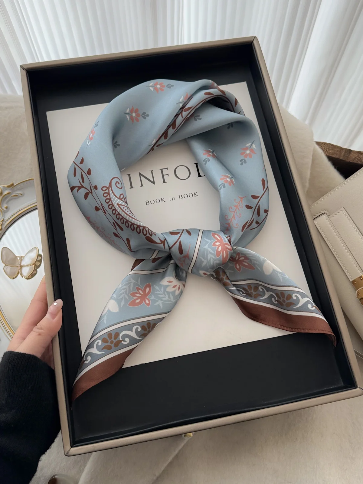 silk-square-scarf-65cm-silk-women's-faion-accory-decorative-nut-flower-hairband-versatile-spring-summer