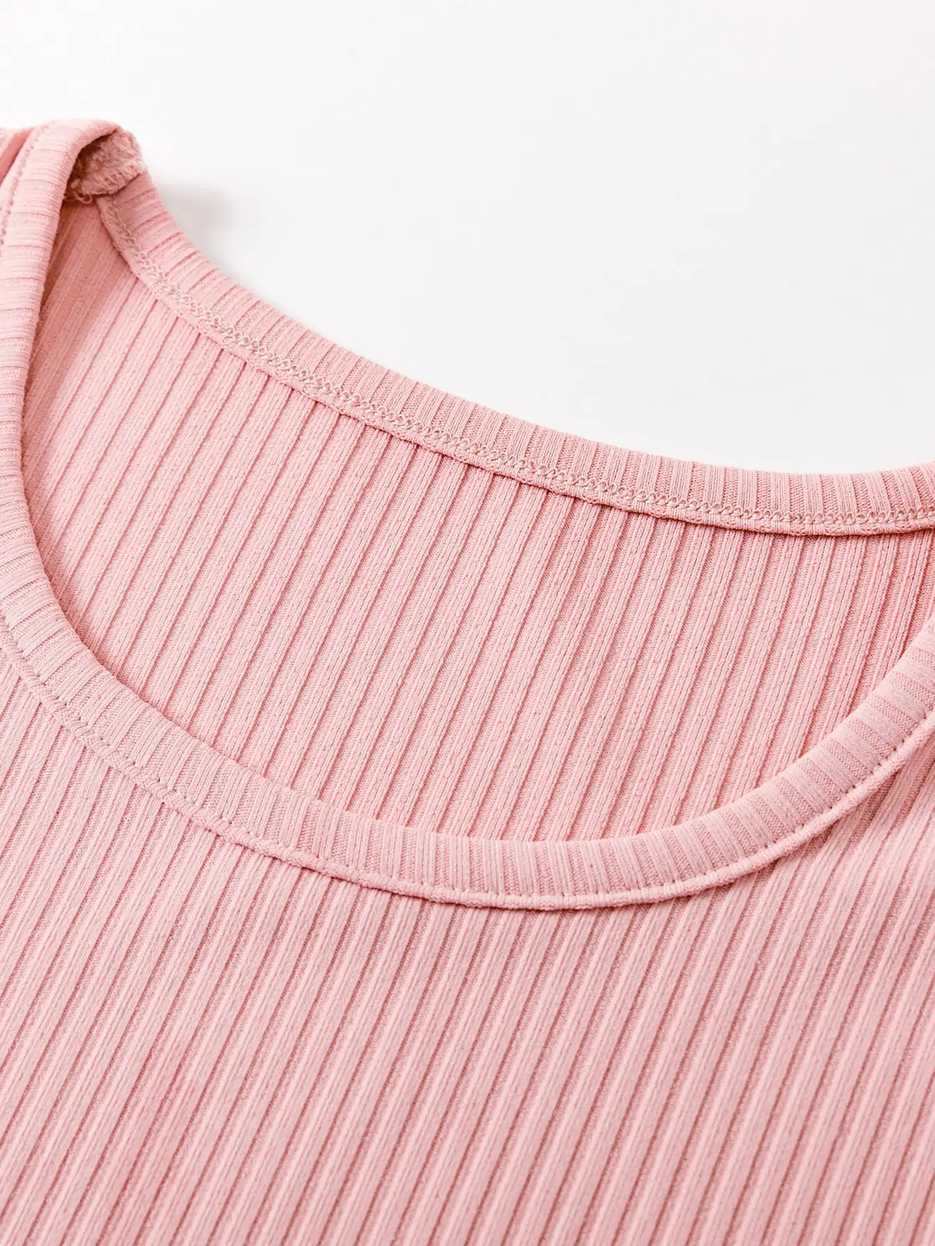 Girls\' summer pit strip wavy edge design sense flying sleeve round neck thin stretch top pink slim simple unique short sleeve