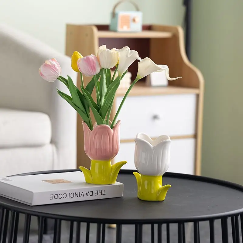 

Tulip Flower Ceramic Ornament Creative Makeup Brush Storage Bucket