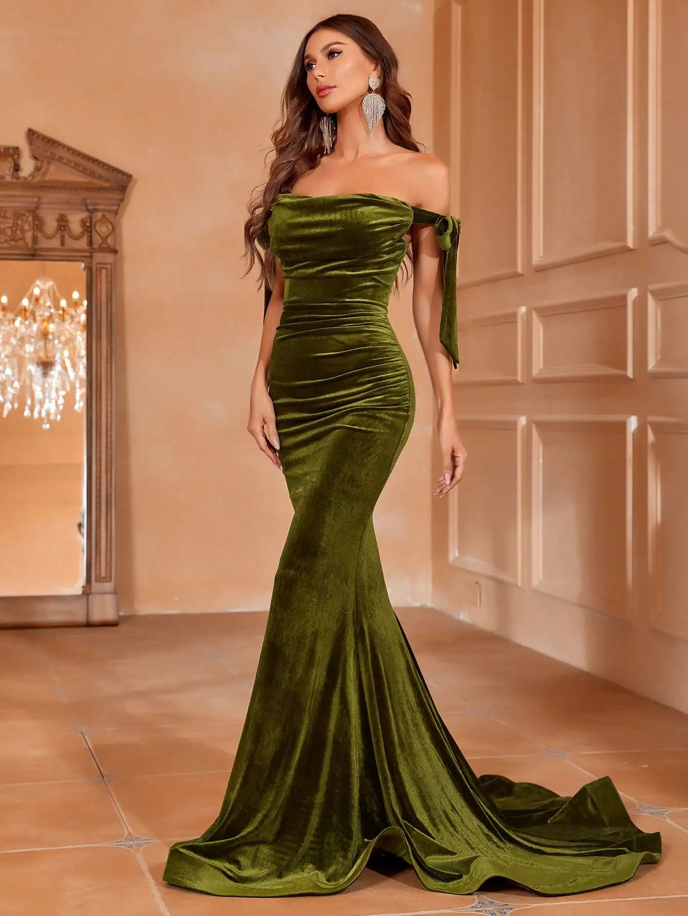 

Olive Green Off-Shoulder Knot Mermaid Velvet Evening Dress