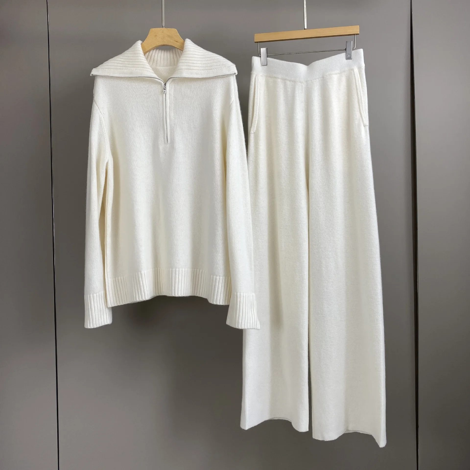 2025 automne et hiver nouveau revers cachemire laine couleur unie pull mode décontracté pantalon droit costume