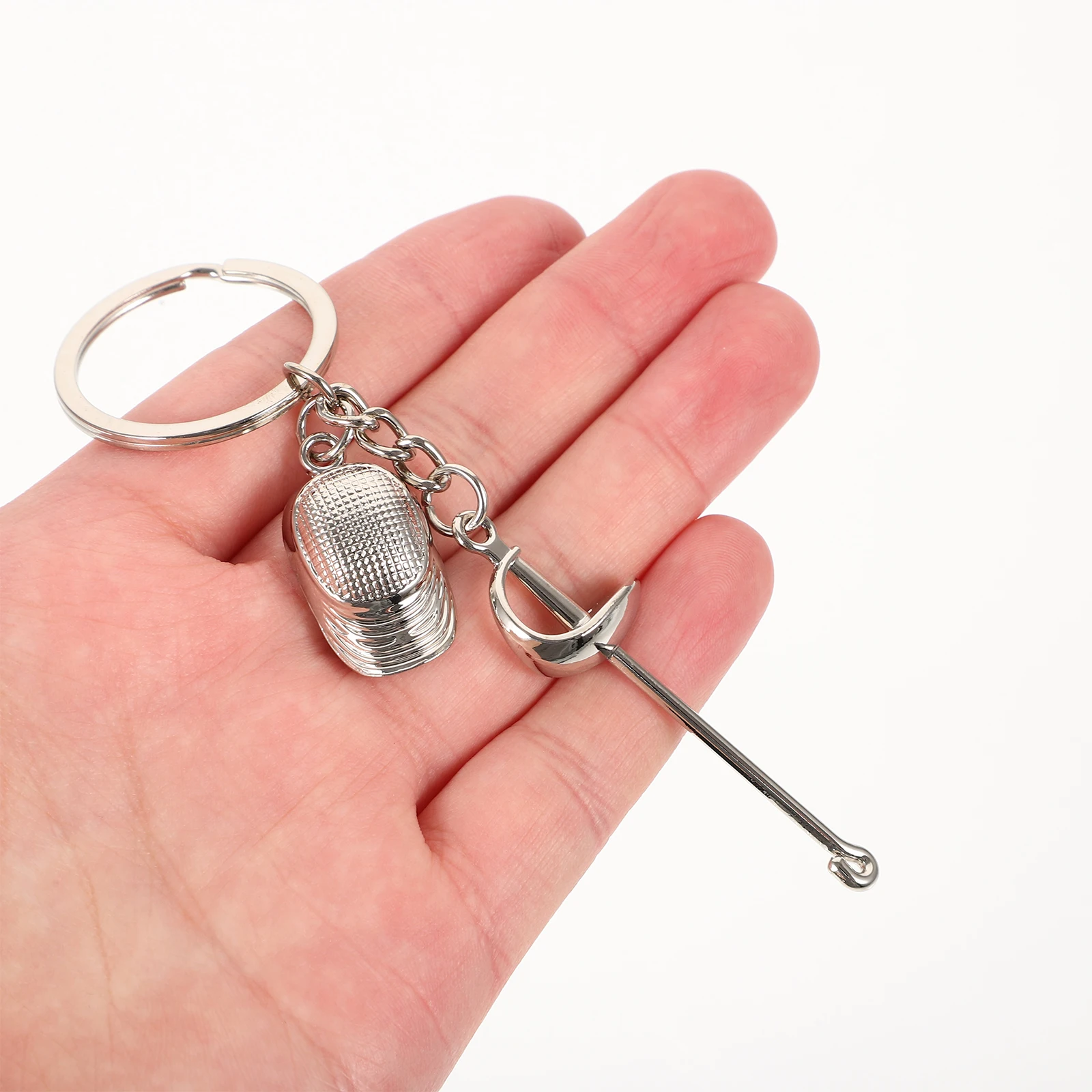 

Fencing Keychain Personalized Souvenir Metal Small Decorative Portable Wristband Gifts Accessories Fencing Sword Keychain