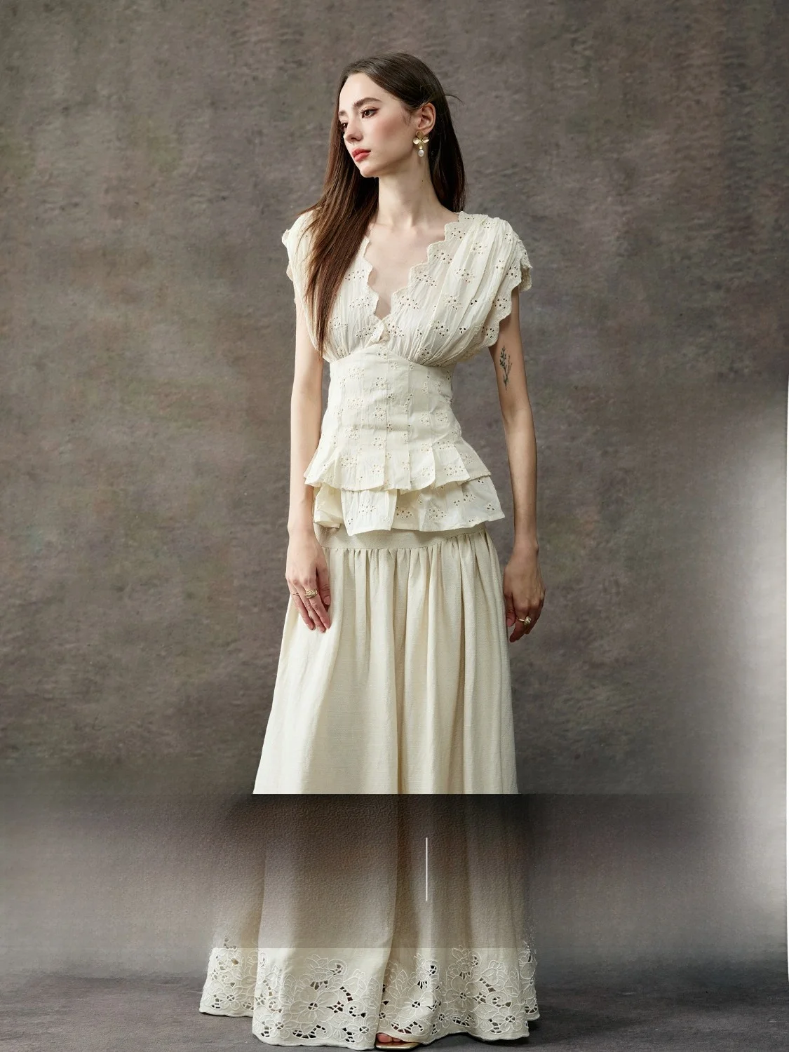 

MOSU Бежевый топ с v-образным вырезом и завязкой на талии и длинной юбкой трапециевидной формы, винтажный летний наряд из двух предметов для женщин