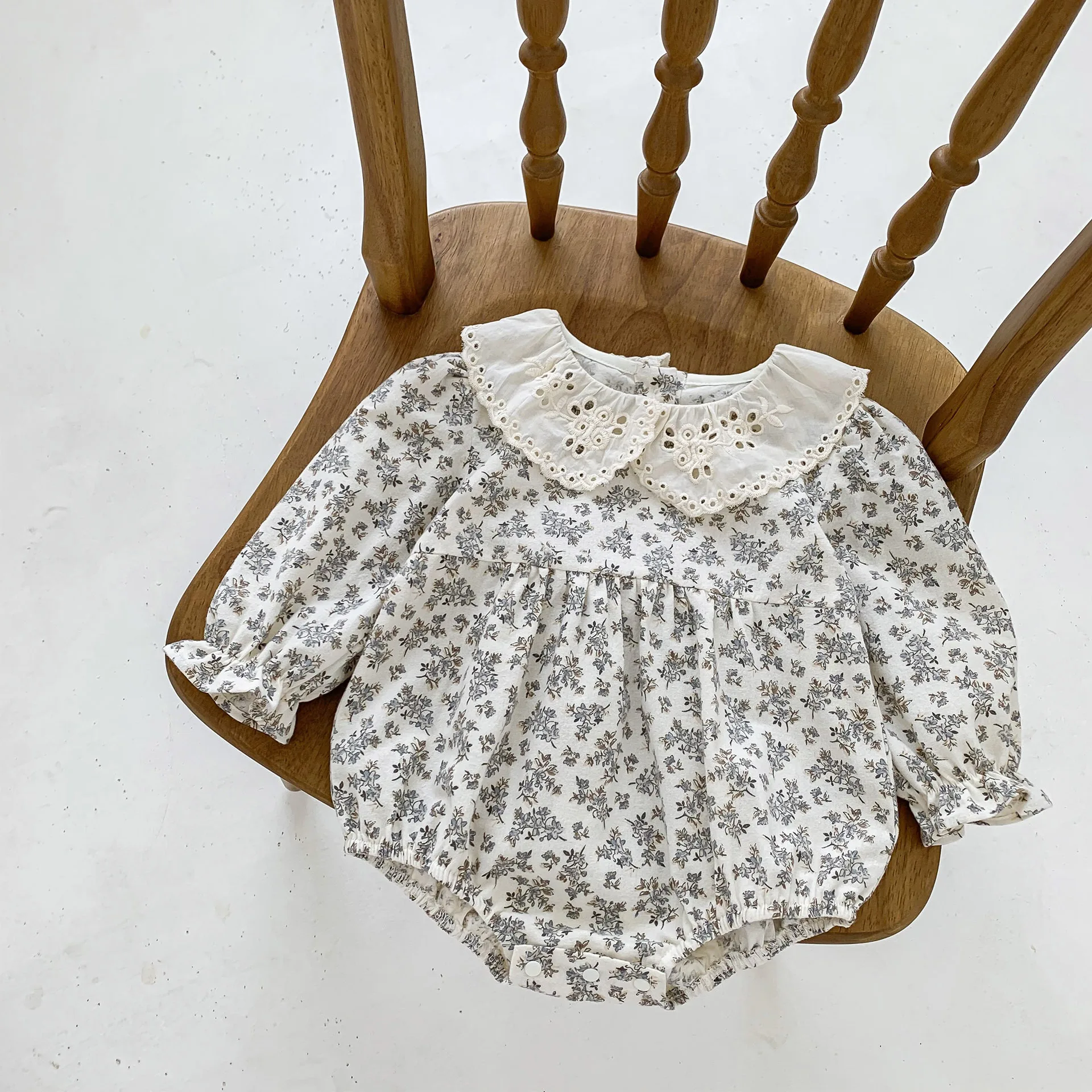 Peleles de manga larga con cuello de muñeca para bebé, ropa bonita y juguetona, estilo coreano, novedad de primavera y otoño, 2024