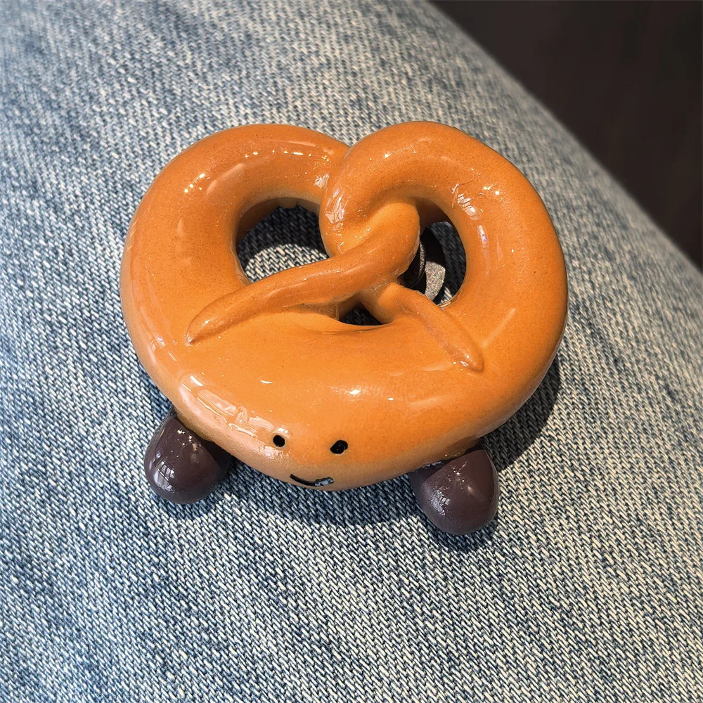 Clog Shoe Charms Faux Bread Pretzel Detachable Buckle for Slippers Clog Bags PVC Brown Beige Portable Durable Lightweight