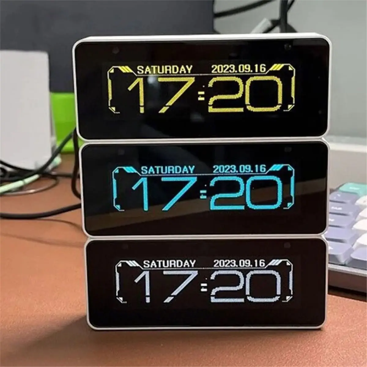 DT89 NEW AK25664 V2.0 Clock Music Spectrum Clock 3.5MM Signal Input Firmware Upgradeable Intuitive UI Desktop Clock White