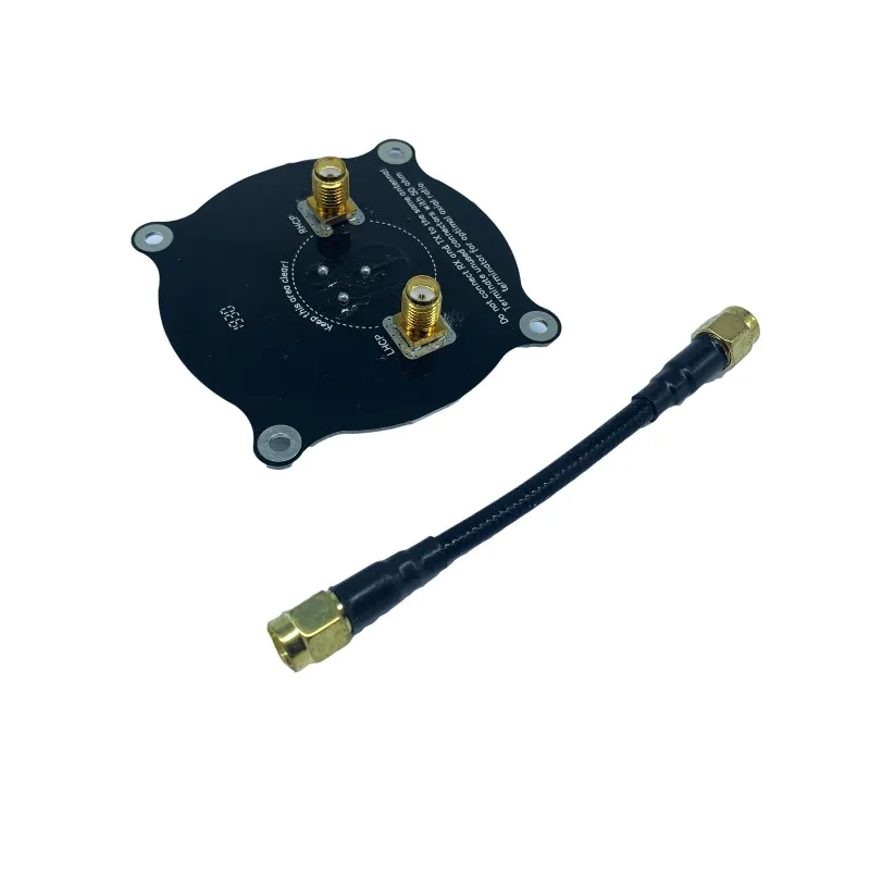 

Pagoda Triple Feed Pagoda Antenna Left and Right Rotation Receiving Antenna 5.8G Pagoda Flat Antenna