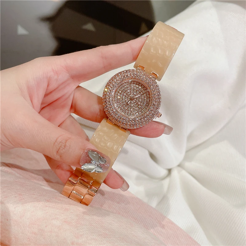 Cacaxi New Rhinestone Luxury Women Watches Female Fashion Gold Ladies Bracelet Watch Plastic Bangle Wristwatch A185