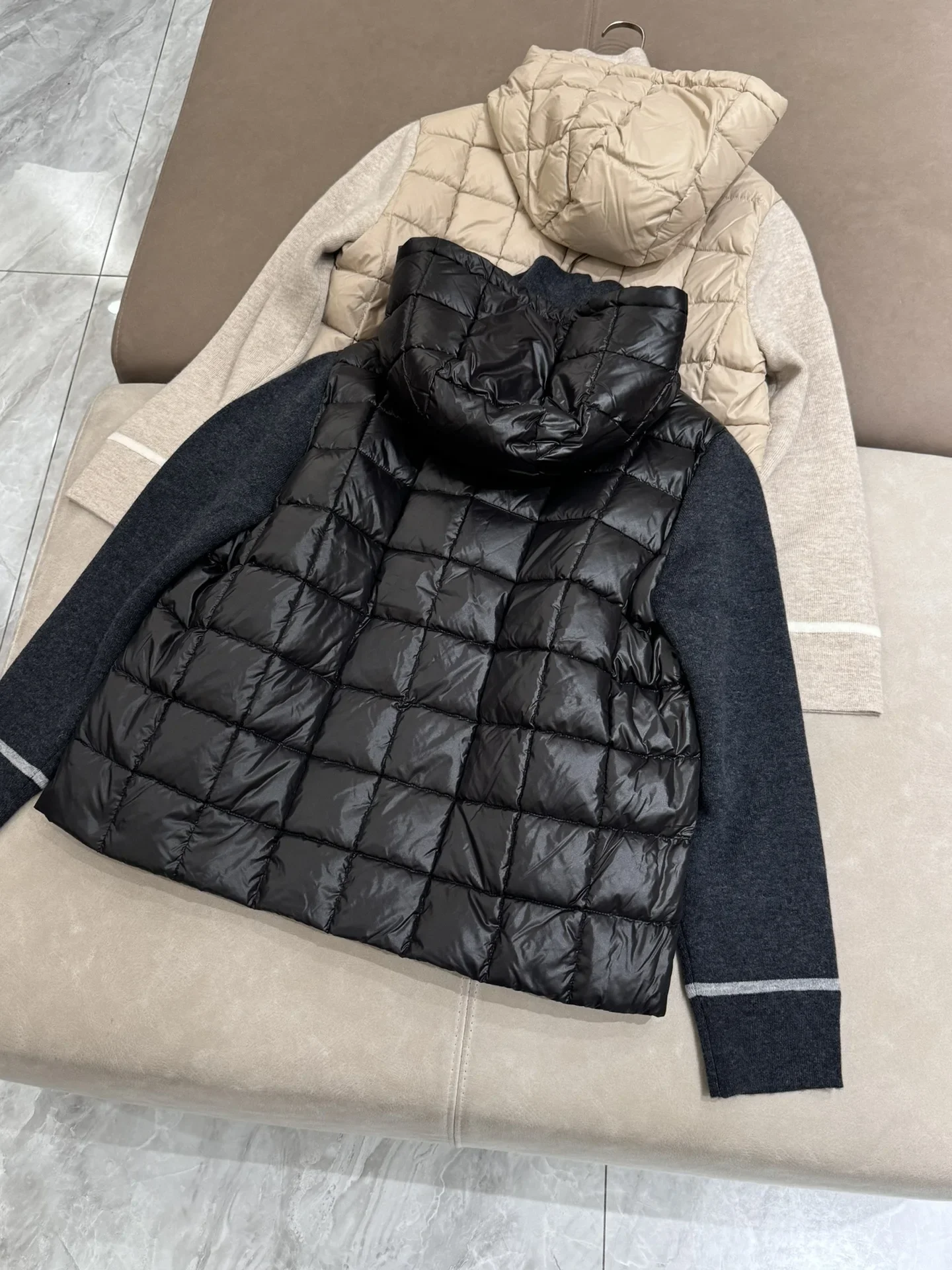 Manteau en duvet d'oie pour femme, veste à capuche décontractée, col amovible avec poignées de perles, automne et hiver 2024, nouveau