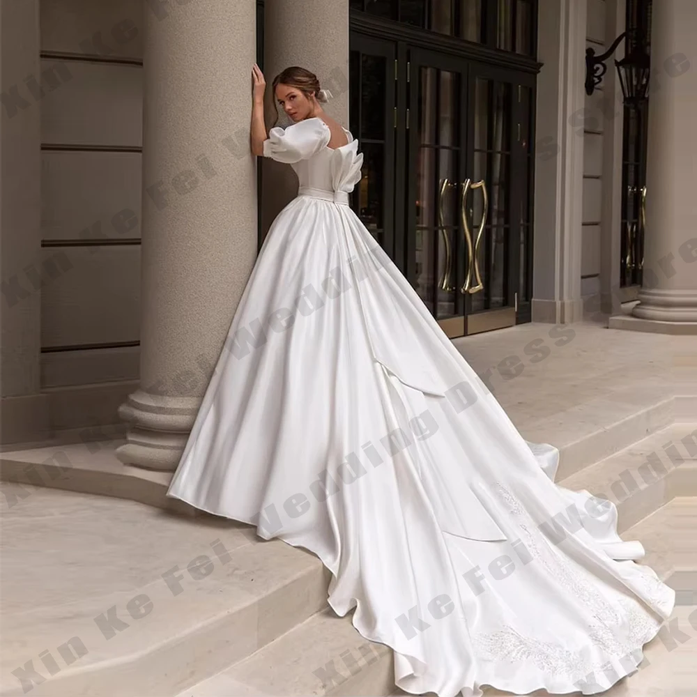 2025 Abiti da sposa moderni Boho Raso maniche corte Fiocco Colletto quadrato Appliques Abiti da sposa Abiti da sposa personalizzati