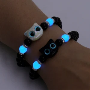 1 PC Pulseras a juego Parejas Mujeres Luminoso Lindo Cat Amistad Bracelete Negro Blanco Cabeza de gato Bead Strand Pulsera 12 Bracelet de Bobinal de ventas de 12 ventas - №3