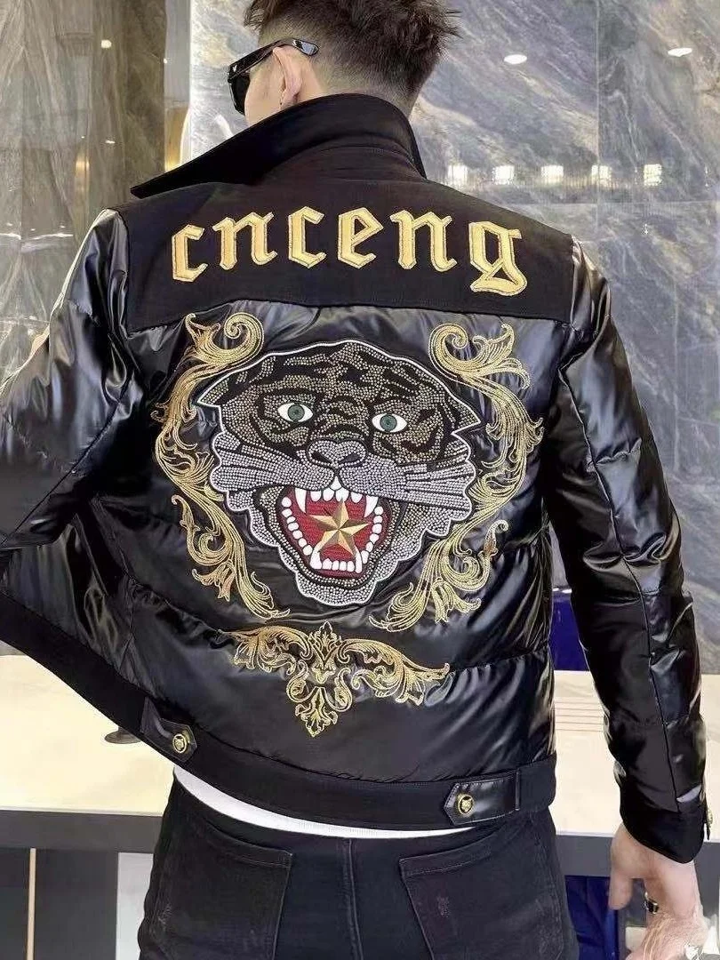 

2026 New Heavyweight Patchwork Embroidered Rhinestone White Du down ort Men's Jaet European Sle Warm Trendy Outerwear