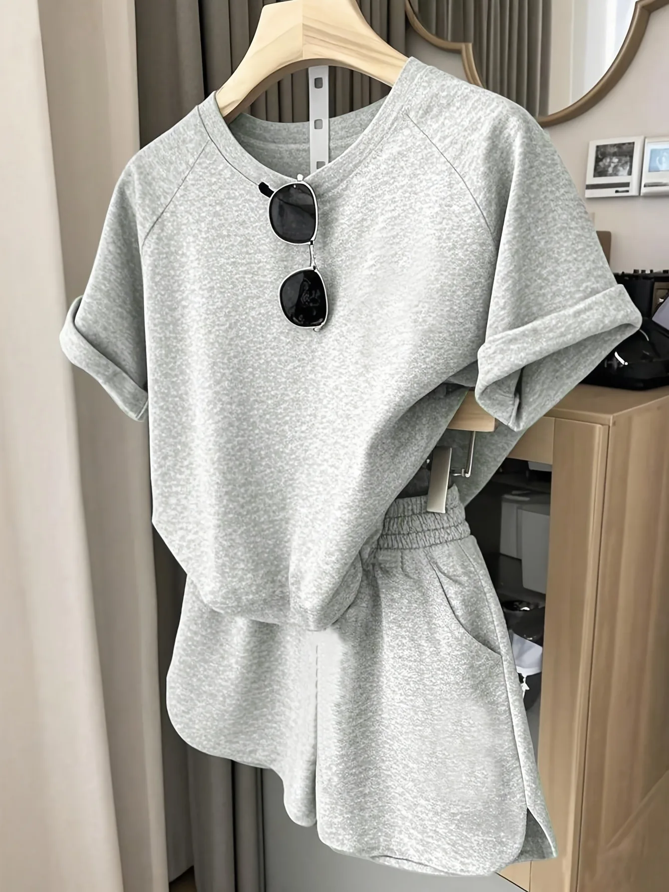 Ensemble tendance pour filles, 2 pièces, t-shirt oversize uni et short à fente latérale taille haute