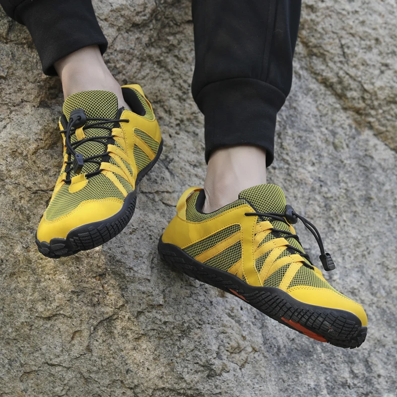 New outdoor five finger water shoes beach shoes comfortable and breathable soft soled hiking shoes hiking shoes casual shoes view 4