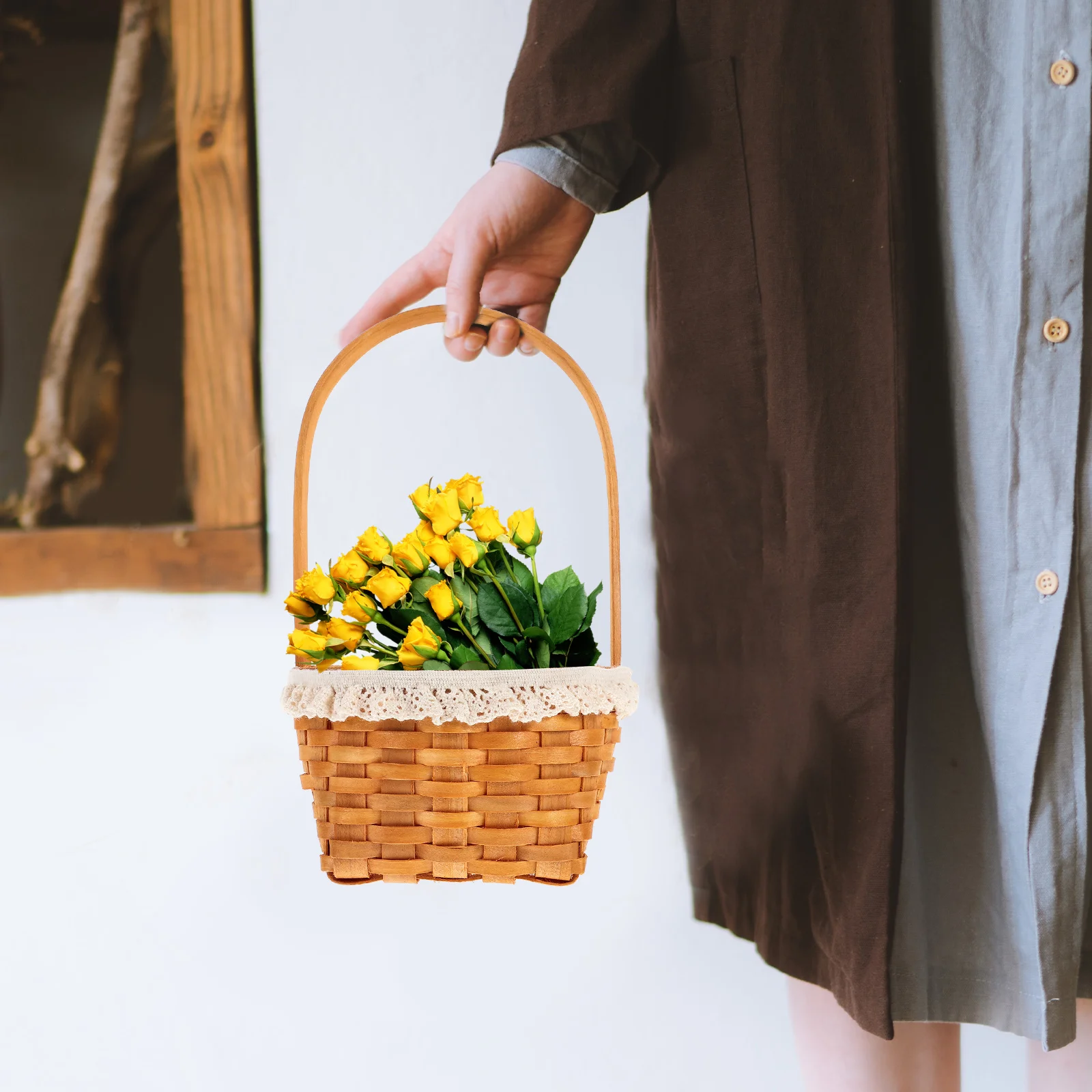 

Lace Woven Wooden Basket Multifunctional Storage Organizer Rustic Farmhouse Decor Basket Woven Flower Baskets Photo Prop