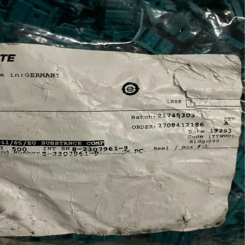 200PCS  TE original connector 8-2307961-9