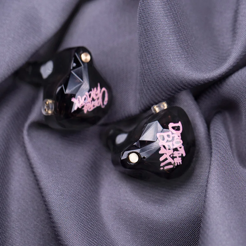 Whizzer OS1 Beat In-ear Monitor 10MM Graphene Diaphragm Dynamic Earphone HIFI Bass Pop Headset Earbud مع كابل Mic 5N OFC