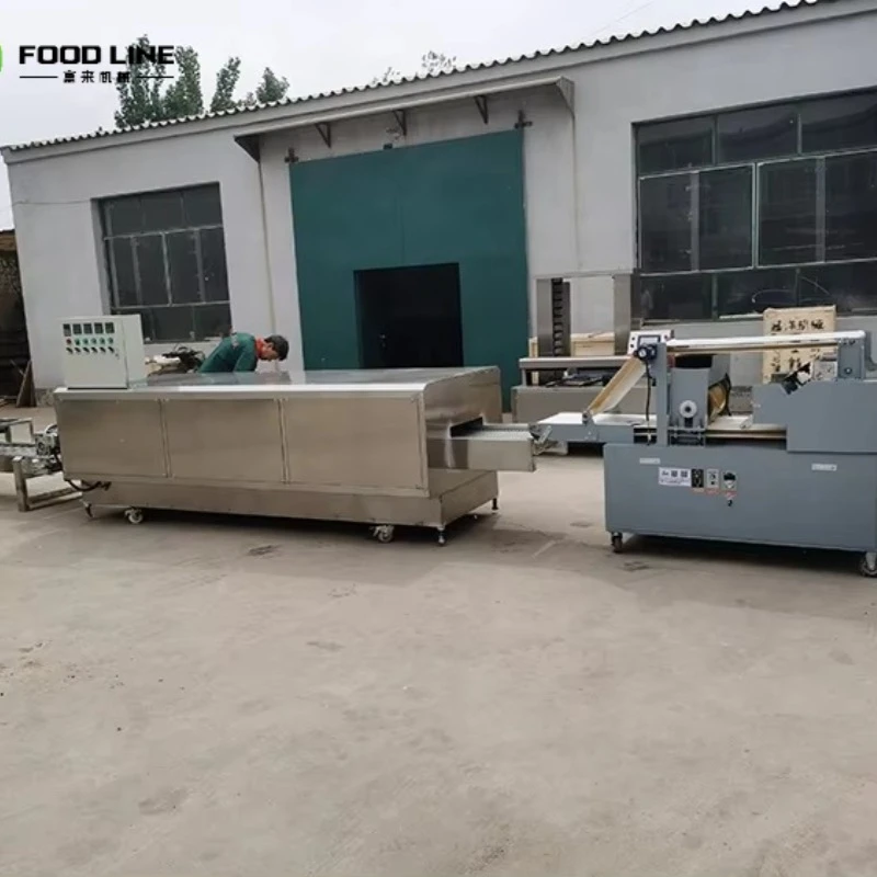 ماكينة ضغط المعكرونة الأوتوماتيكية المخصصة، أسطوانة عجين عالية الحجم لمحلات المعكرونة مع هيكل متين وسمك موحد