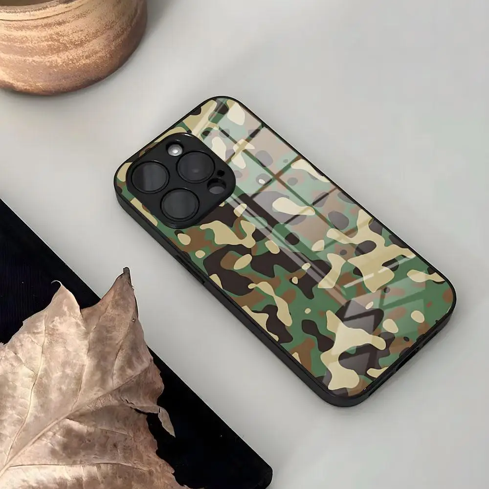 

Camouflage Camo Military Phone Case For Iphone 16 15 13 12 14 11 Pro Max Mini X Xr Xs 8 7 Puls 6 Female 2024 Glass Cover